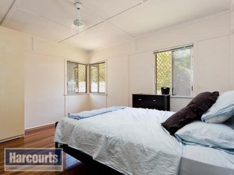 899 Samford Rd, Keperra QLD 4054