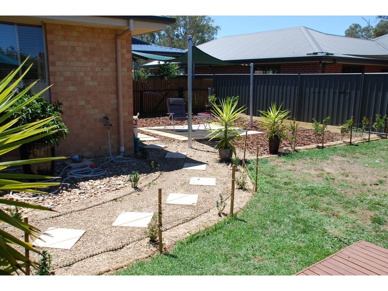85 Adams st, Jindera NSW 2642