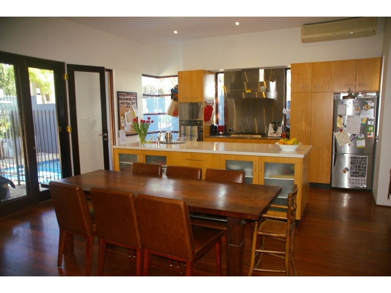18 Central Ave, Swanbourne WA 6010
