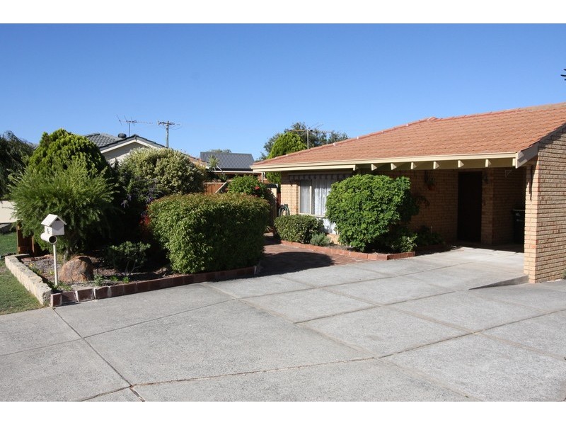 15C Mellows Place, Padbury WA 6025