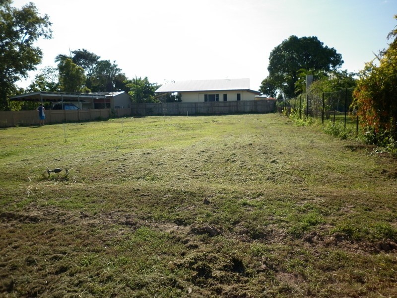 25B  Eleventh Avenue, Railway Estate QLD 4810