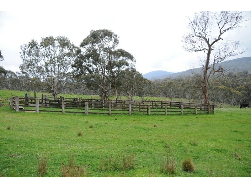 507  Harolds Cross Road,  Captains Flat, Bungendore NSW 2621