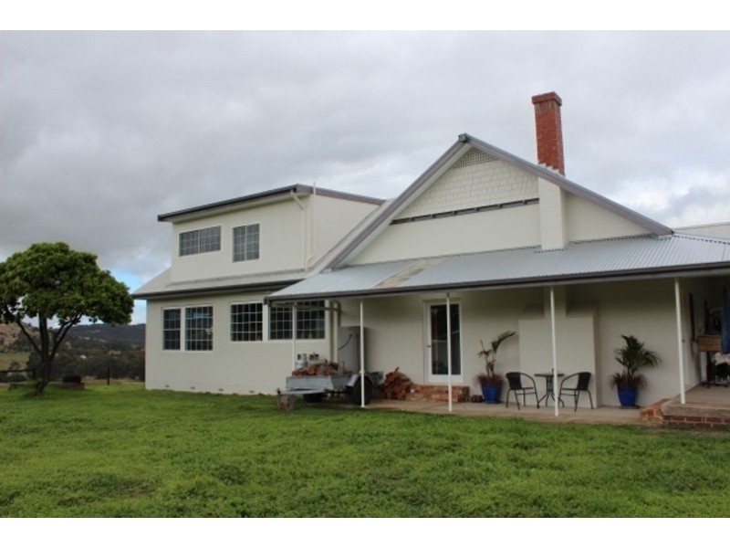 178 Chellews Rd, Harcourt North VIC 3453