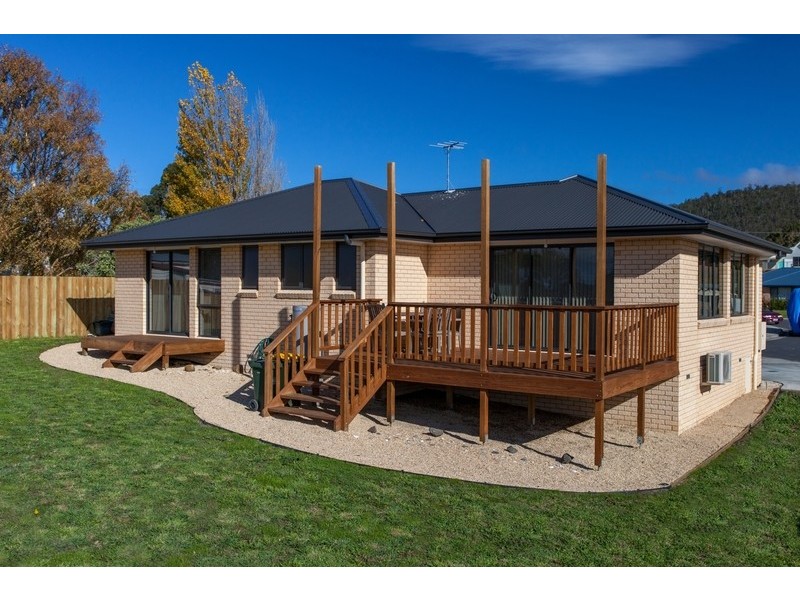 6 Riverstone Close, Snug TAS 7054