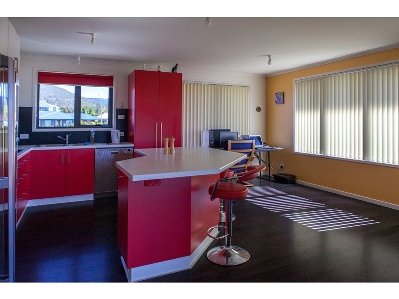 6 Riverstone Close, Snug TAS 7054