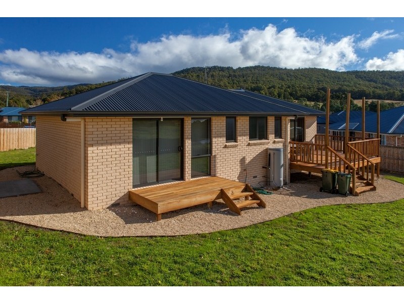 6 Riverstone Close, Snug TAS 7054