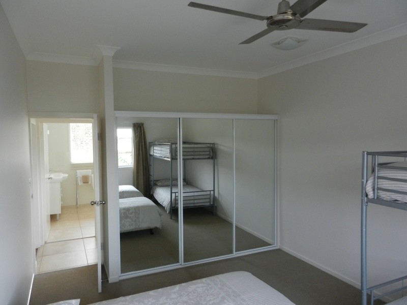 3 Sea Esplanade, Burnett Heads QLD 4670