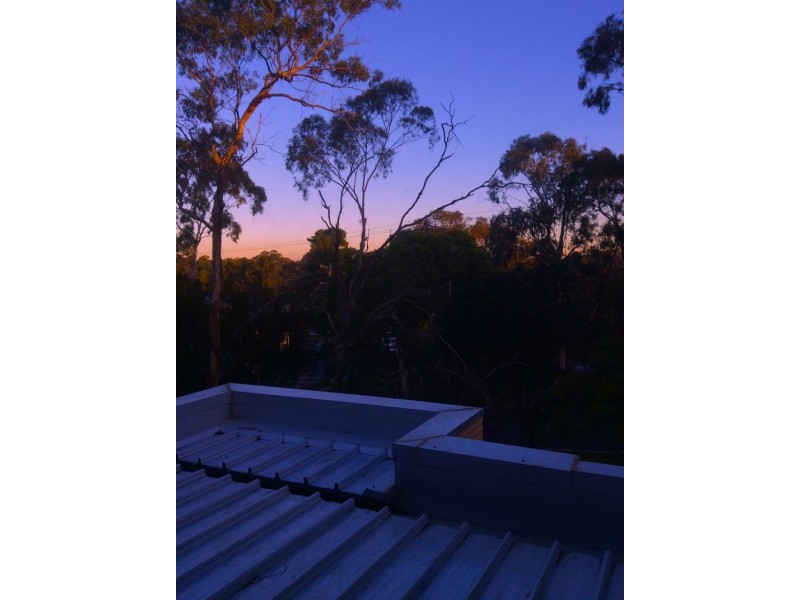 2/3 Willis St, Greensborough VIC 3088