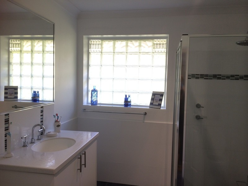 17 Landers Road, Lesmurdie WA 6076