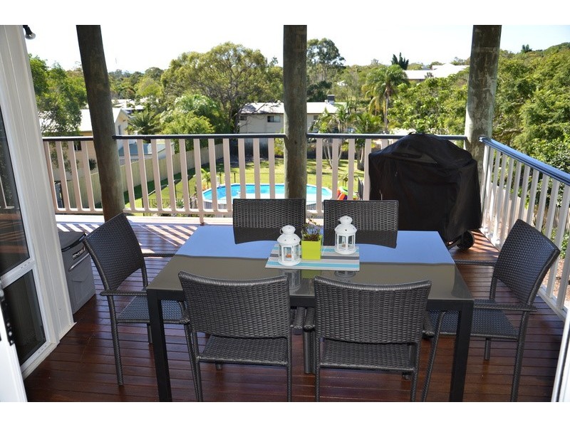 18 Annette St, Dundowran Beach QLD 4655