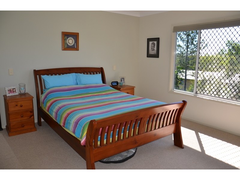18 Annette St, Dundowran Beach QLD 4655