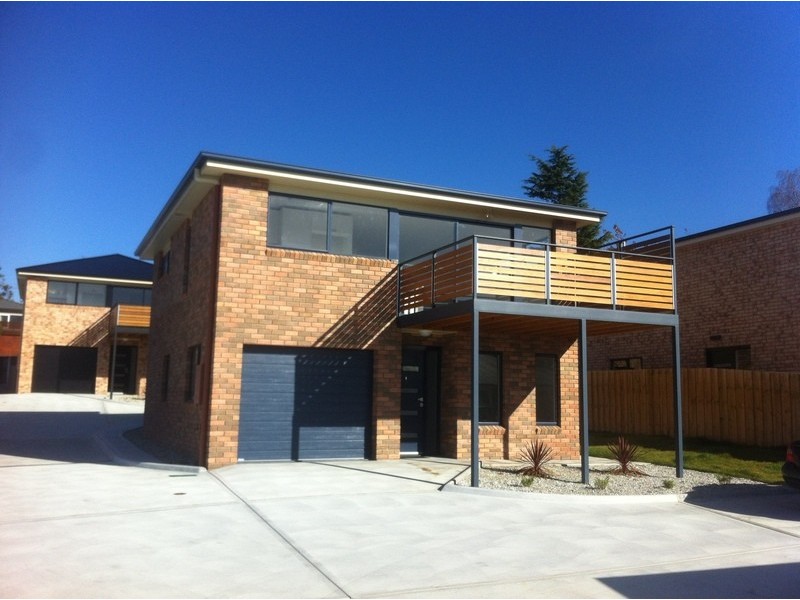 1/33 Beach Road, Margate TAS 7054