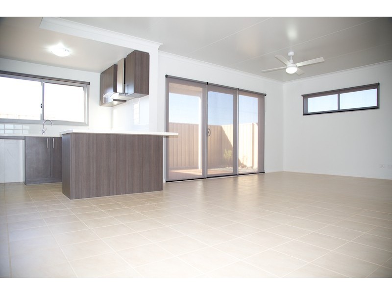 53 Bloodwood Bend, Newman WA 6753