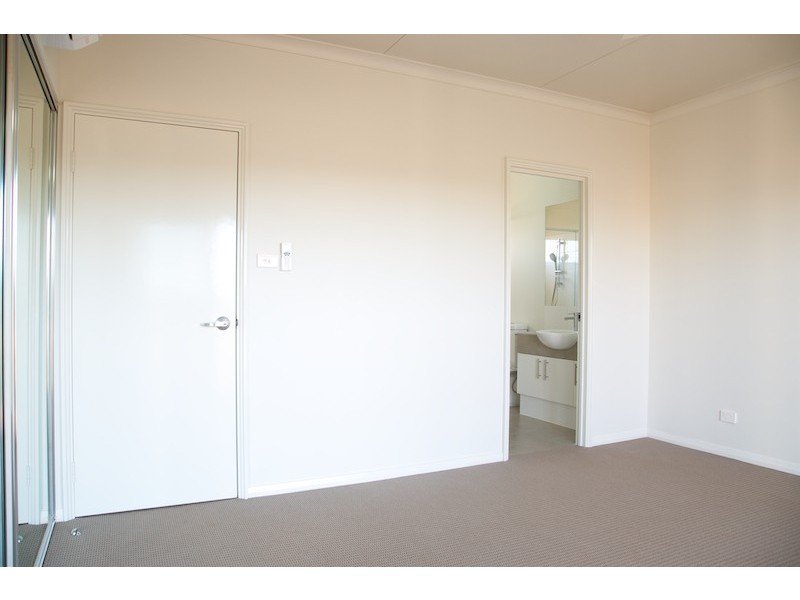 53 Bloodwood Bend, Newman WA 6753