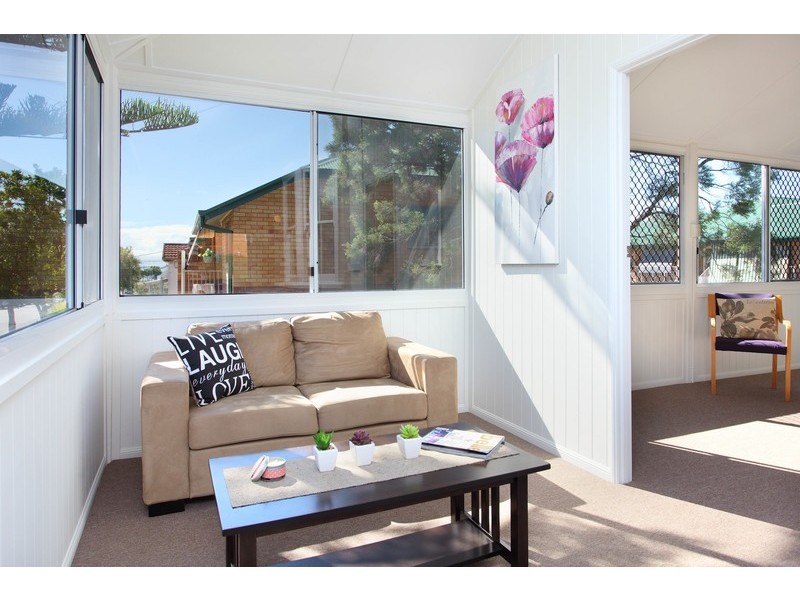 38 Clara St, Wynnum QLD 4178