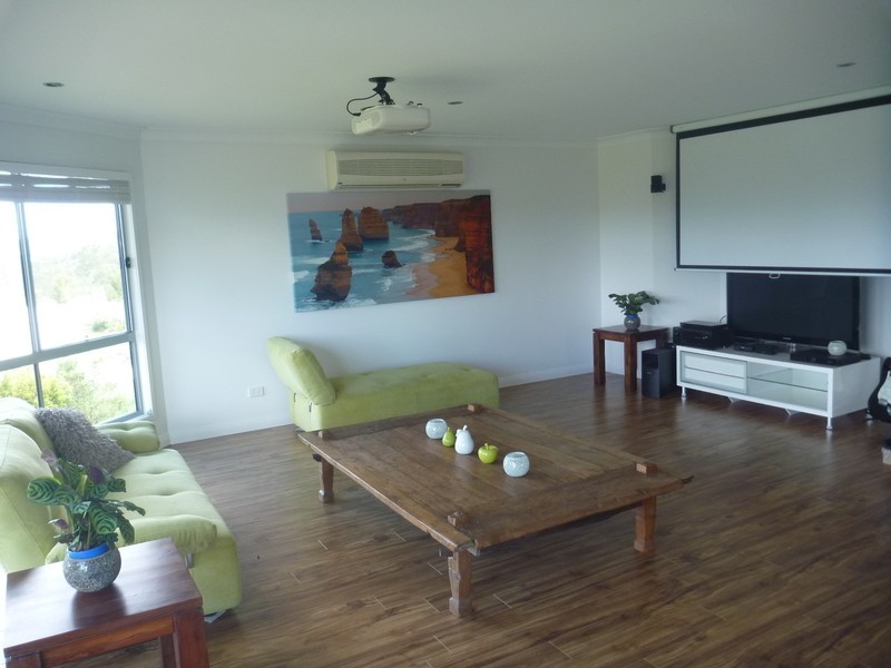 6-8 Borrowdale Court, Mundoolun QLD 4285