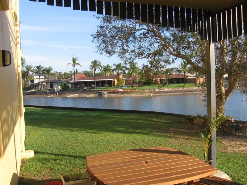 2/31 Pangarinda Place, Mooloolaba QLD 4557