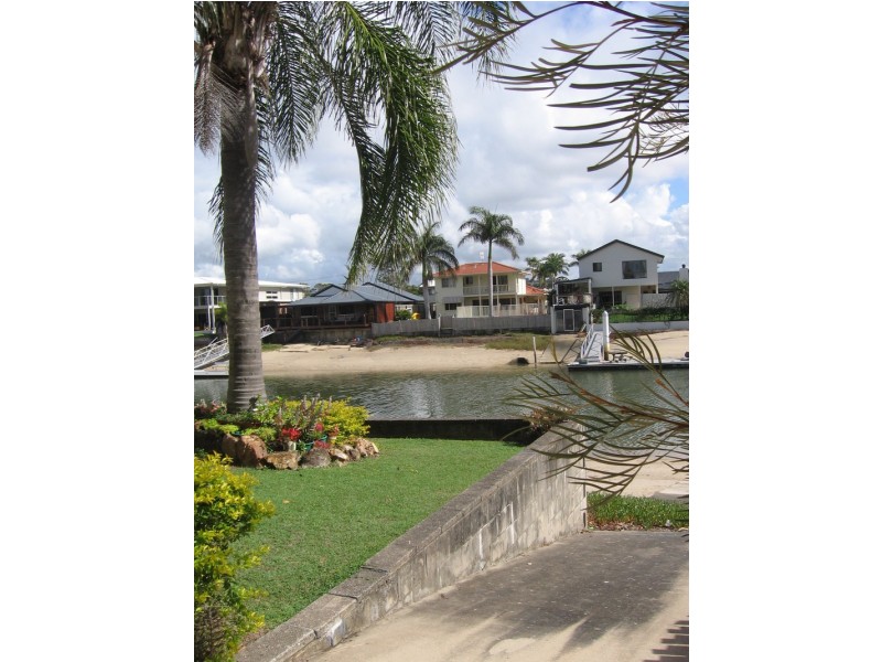 2/31 Pangarinda Place, Mooloolaba QLD 4557