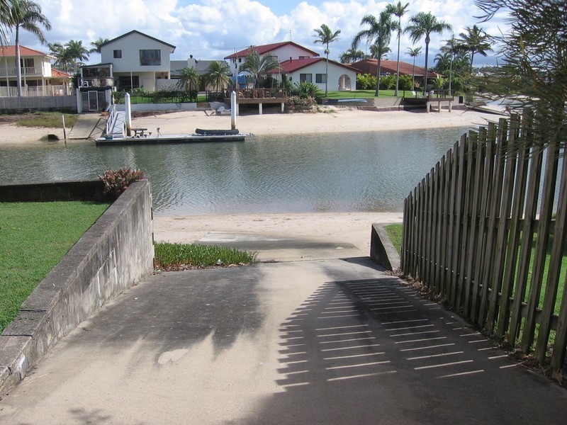 2/31 Pangarinda Place, Mooloolaba QLD 4557