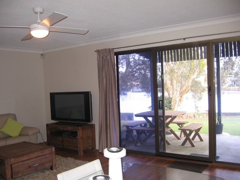 2/31 Pangarinda Place, Mooloolaba QLD 4557