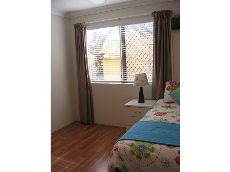 2/31 Pangarinda Place, Mooloolaba QLD 4557