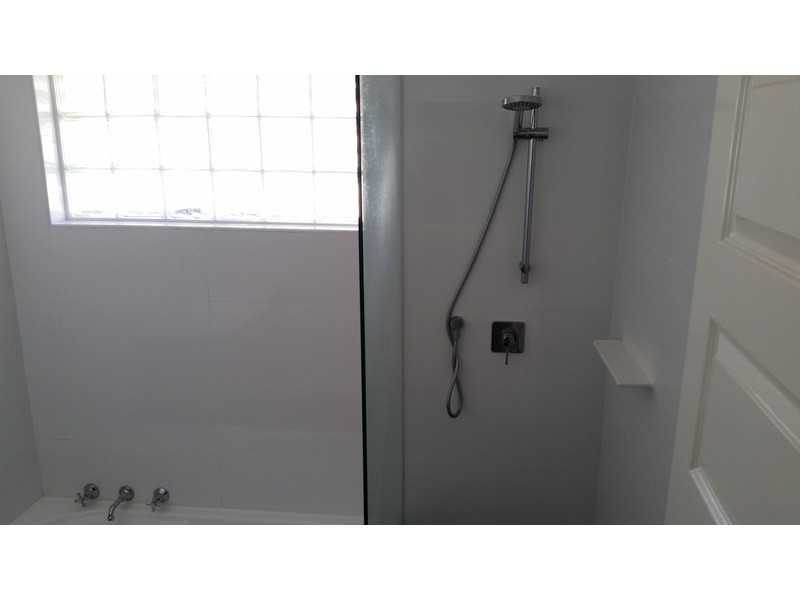 197 Wharf St, Queens Park WA 6107