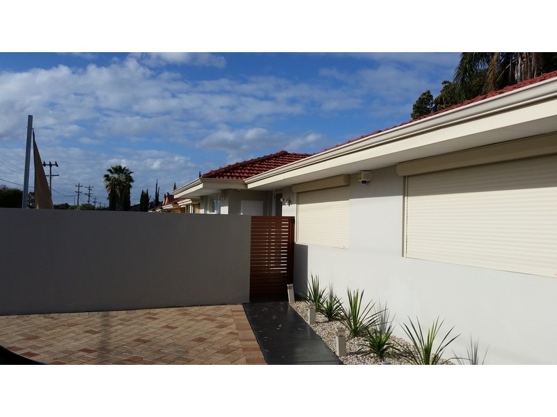 197 Wharf St, Queens Park WA 6107