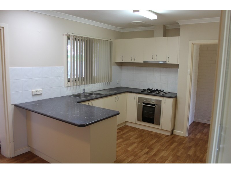 40 Fawdon St, Safety Bay WA 6169