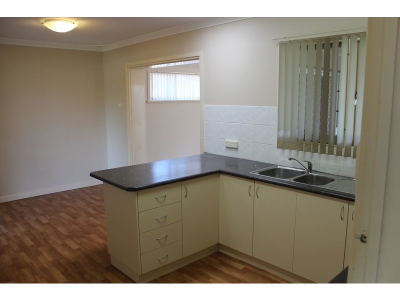 40 Fawdon St, Safety Bay WA 6169