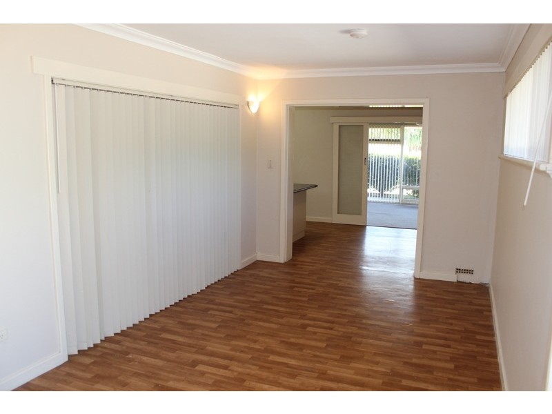 40 Fawdon St, Safety Bay WA 6169