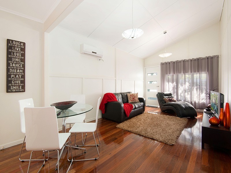 96 Scott St, Deagon QLD 4017