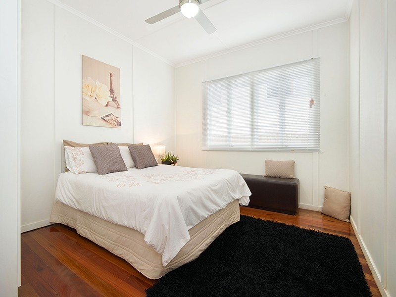 96 Scott St, Deagon QLD 4017