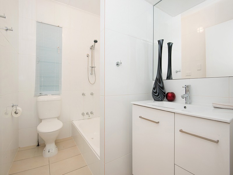 96 Scott St, Deagon QLD 4017