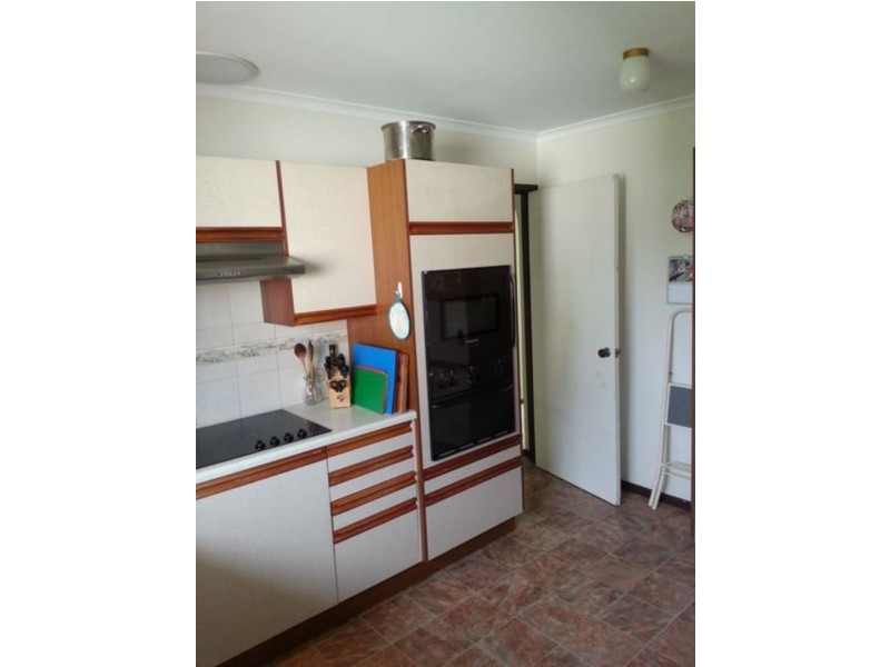 17 Beacon Cres, Seaford SA 5169