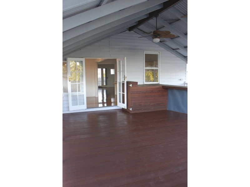 14 Base St, Victoria Point QLD 4165