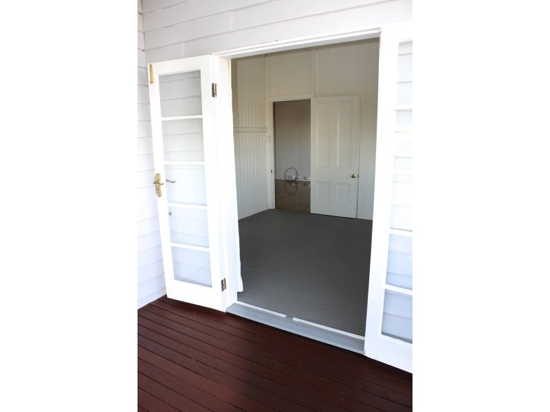 14 Base St, Victoria Point QLD 4165