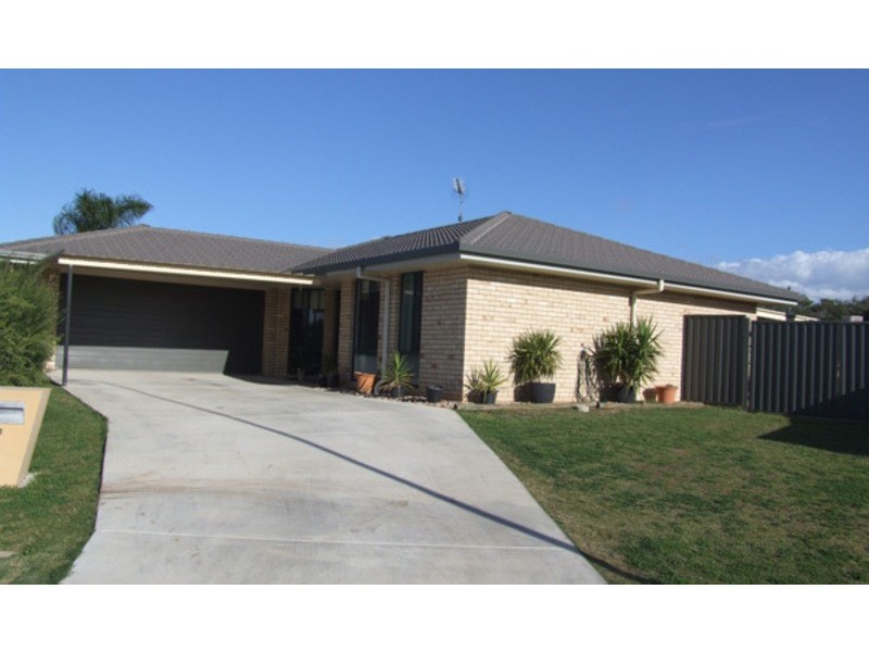 41 Murray St, Oakey QLD 4401