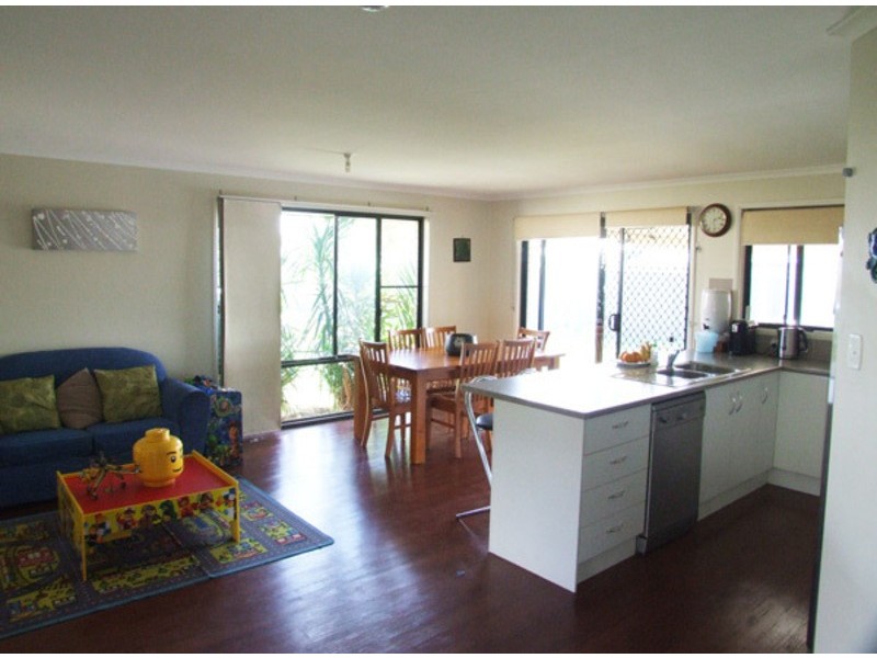 41 Murray St, Oakey QLD 4401