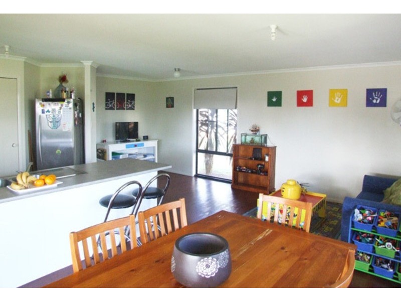 41 Murray St, Oakey QLD 4401