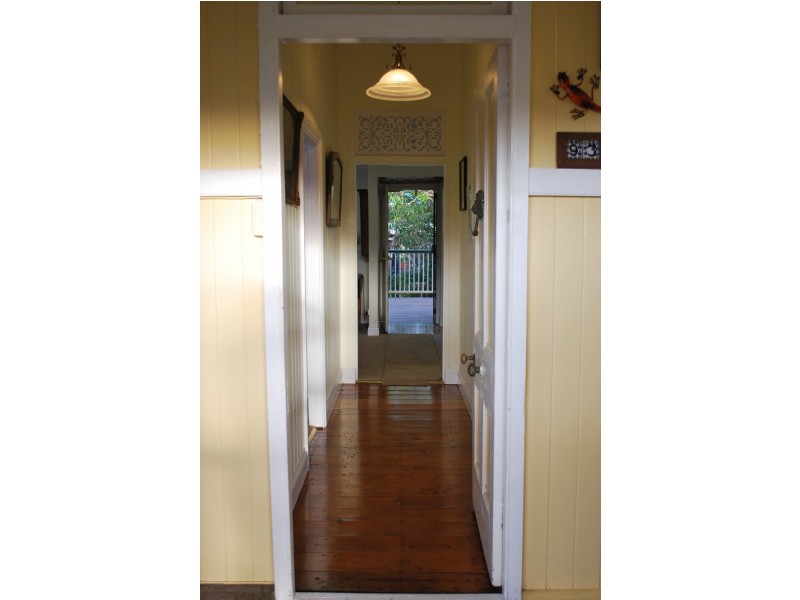 93 Clayton Street, Sandgate QLD 4017