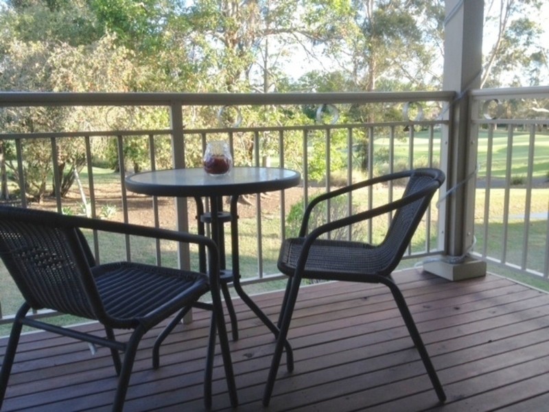 8113 Magnolia Gardens Court, Hope Island QLD 4212