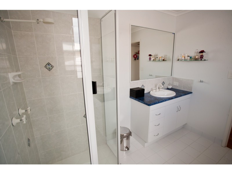 143 Woodbury Dr, South Kolan QLD 4670