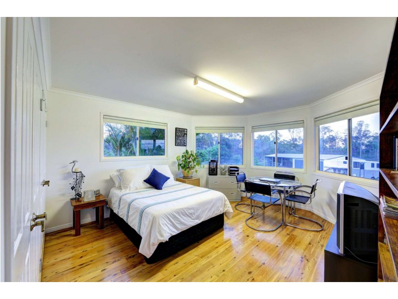 143 Woodbury Dr, South Kolan QLD 4670