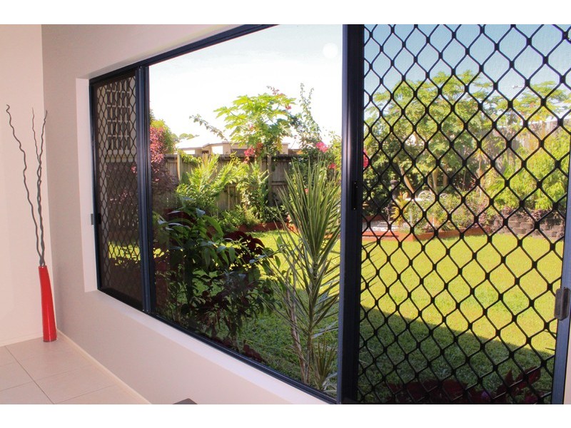 15 Conway Close, Bentley Park QLD 4869