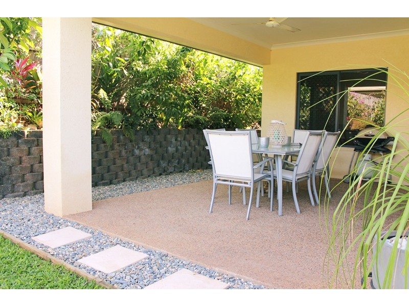 15 Conway Close, Bentley Park QLD 4869