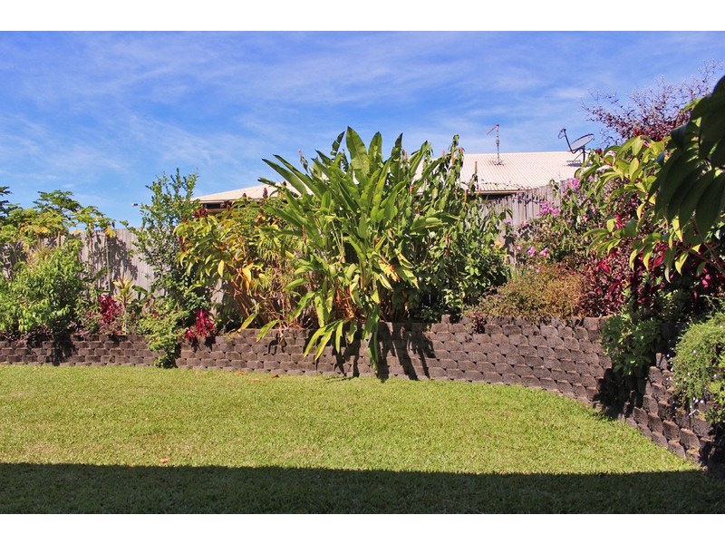 15 Conway Close, Bentley Park QLD 4869