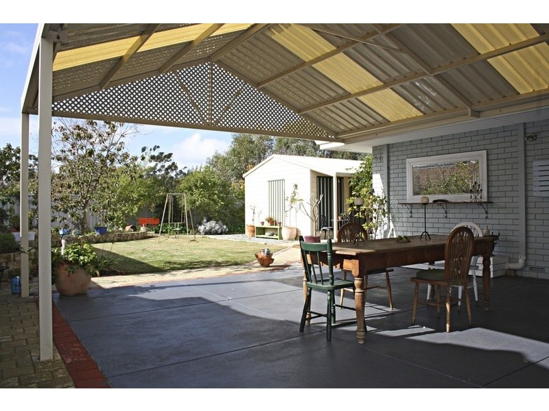 17 Cador Court, Carine WA 6020