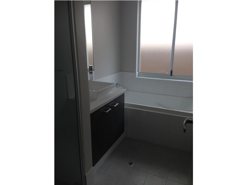 4/1 Heavenly Court, Australind WA 6233