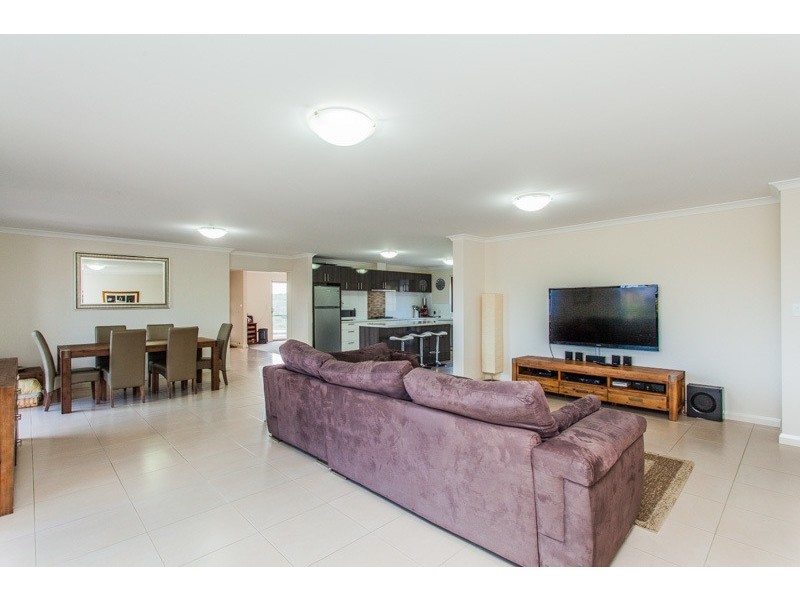 19 Brunswick St, Secret Harbour WA 6173