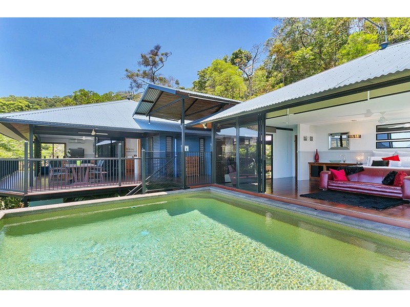 10 -12 Chatham Terrace, Smithfield QLD 4878